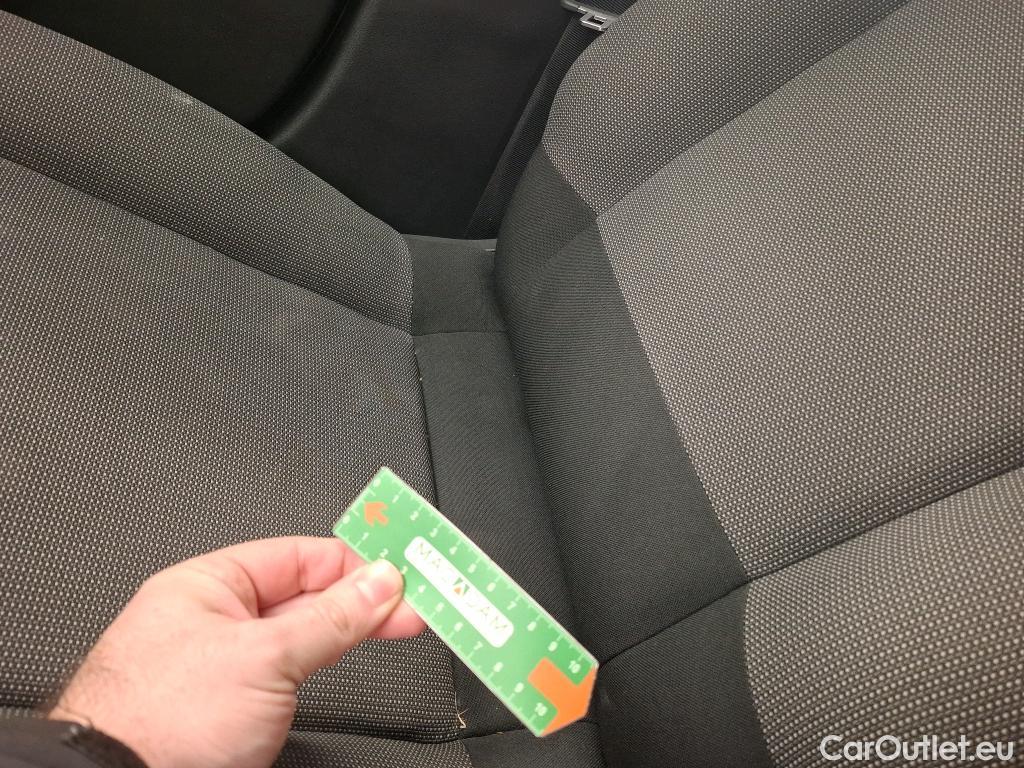  Citroen  C3 CITROEN  / 2016 / 5P / Berline PureTech 82 S&S BVM Feel Business #18