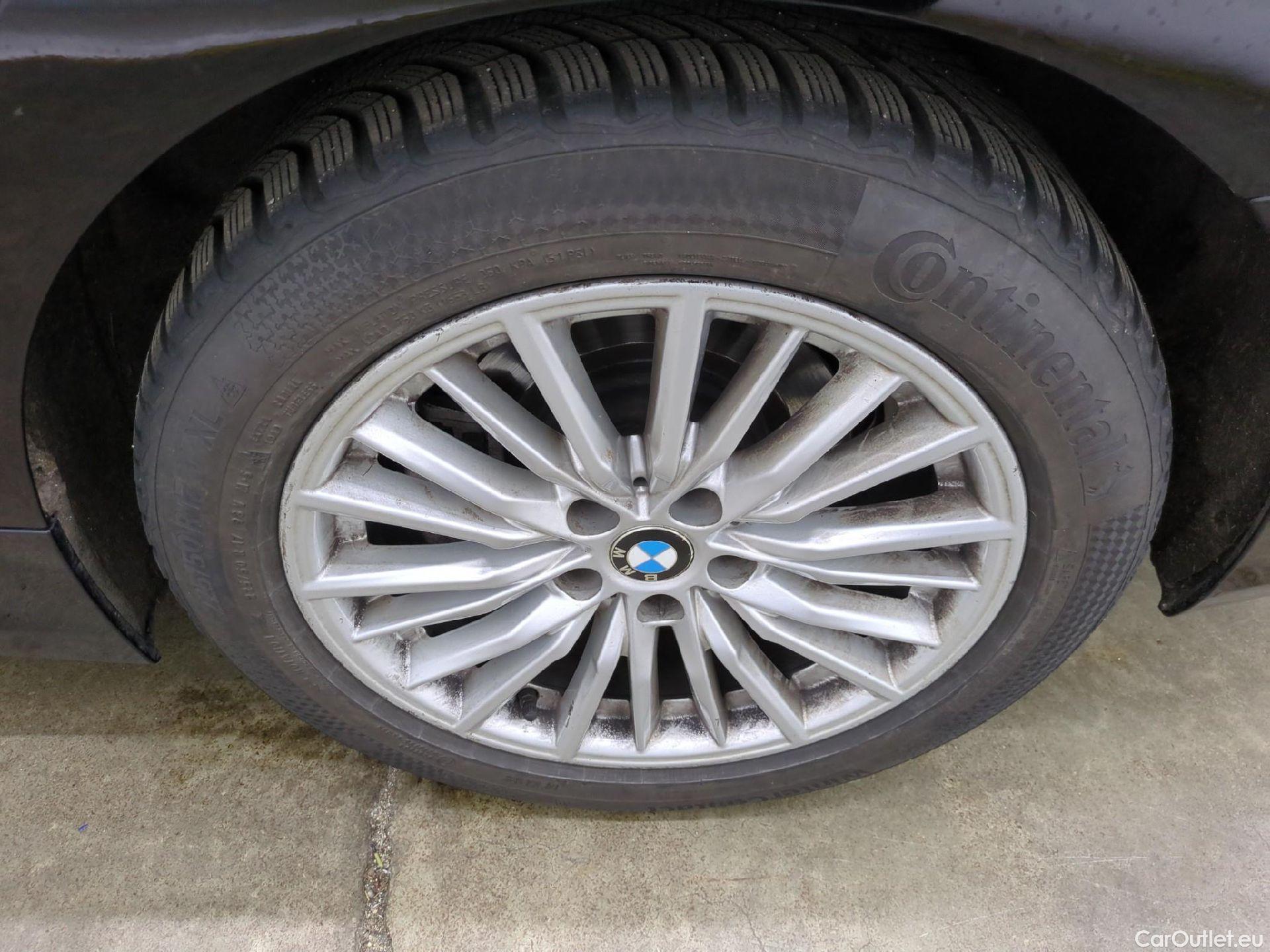  Bmw  Serie 3 BMW Série 3 Berline / 2018 / 4P / Berline 320d 190ch Luxury BVA8 #5