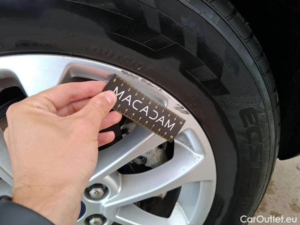  Ford  Kuga  Titanium Plug-In Hybrid 2.5 225CV BVA6 E6dT #21