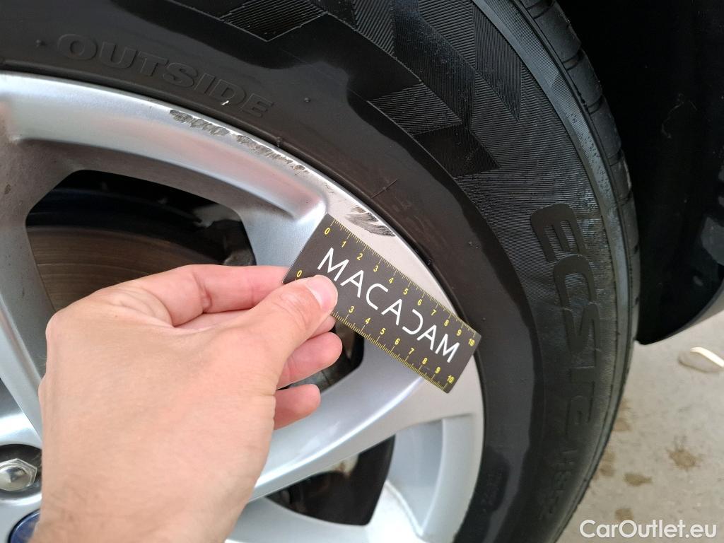  Ford  Kuga  Titanium Plug-In Hybrid 2.5 225CV BVA6 E6dT #22