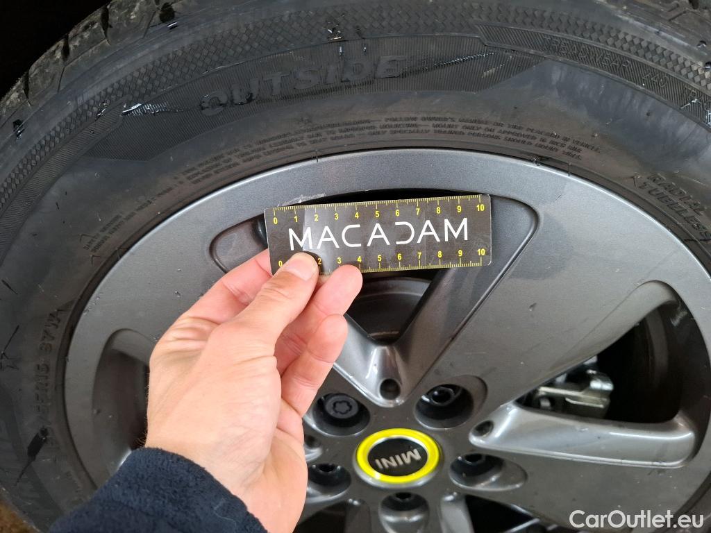  Mini  Mini   / 2021 / 3P / Berline Cooper SE Finition Essential 184 ch BVA #17