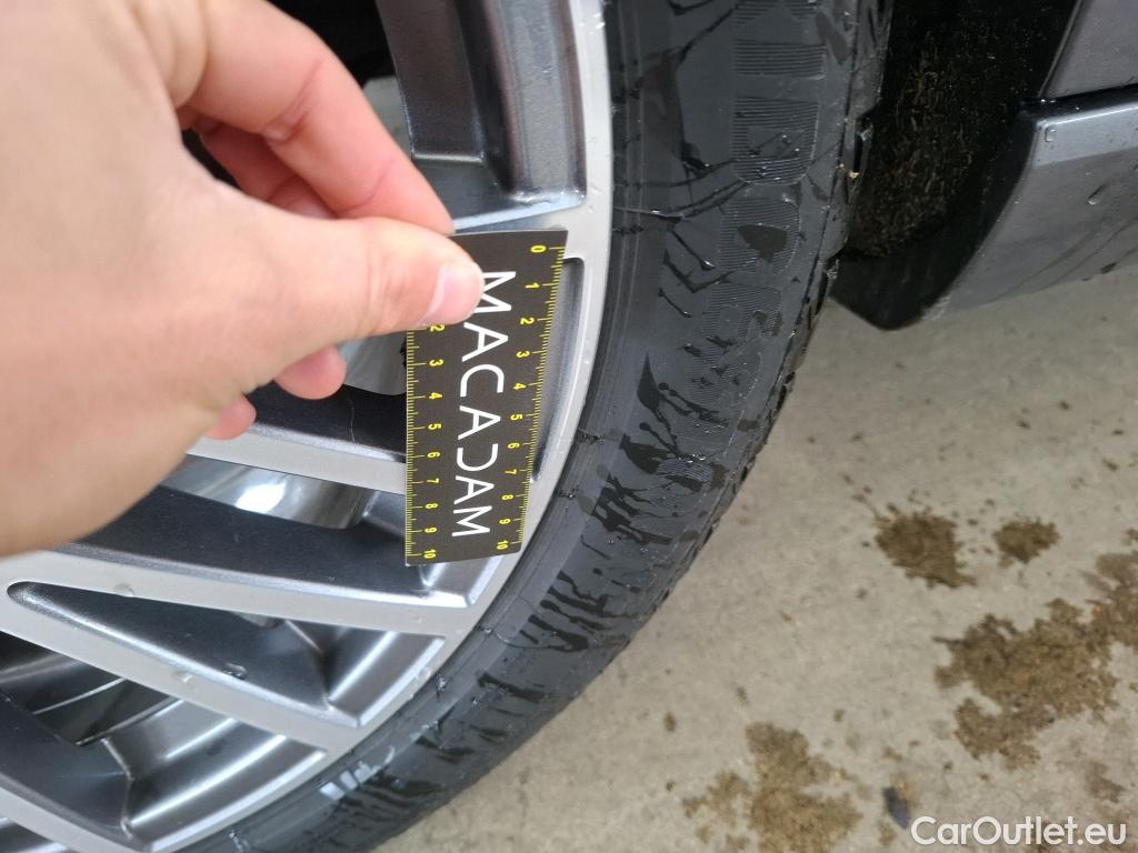  Mercedes  CLA-Klasse MERCEDES-BENZ CLA Coupe / 2019 / 4P / Coupé CLA 180 Business Line BA7 #9