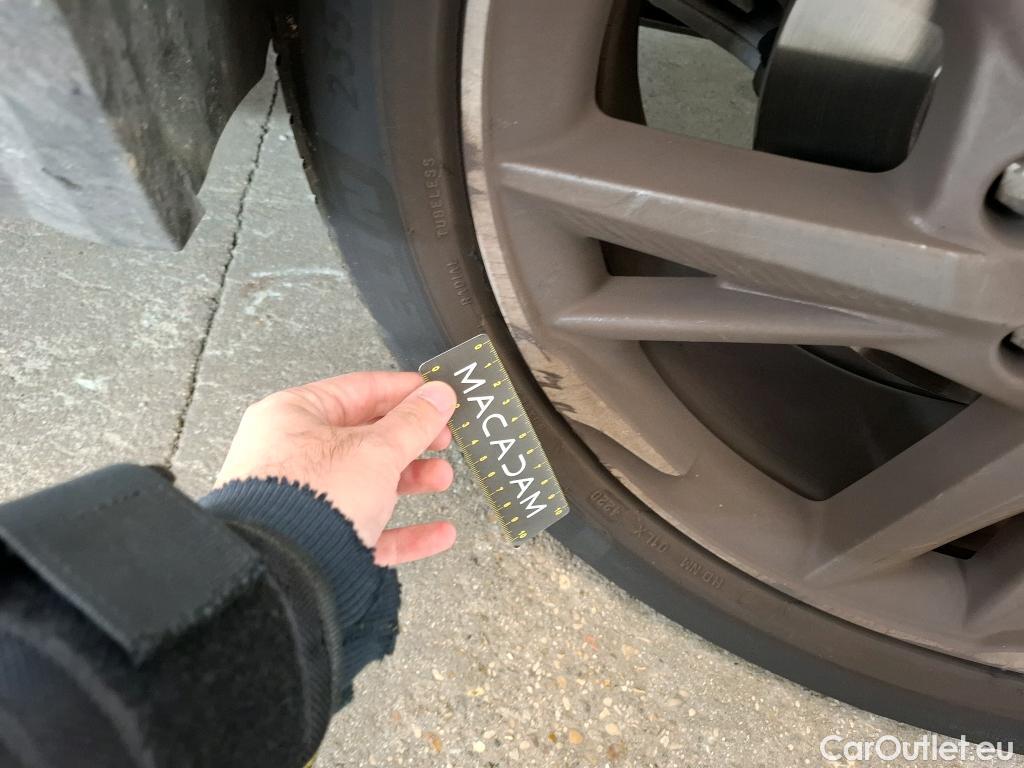  DS  DS7 7 Crossback Executive 1.6 PureTech 180CV BVA8 E6d #12