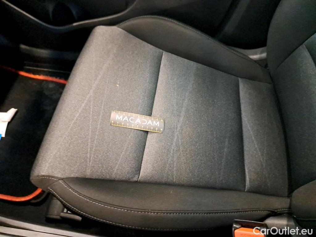  Hyundai  Tucson HYUNDAI  5p SUV 1.6 CRDI 136 PREMIUM #1