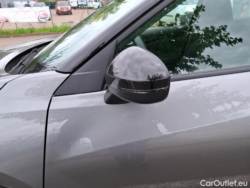  Nissan  Juke NISSAN  / 2019 / 5P / Crossover DIG-T 114 BVM6 Business Edition #26