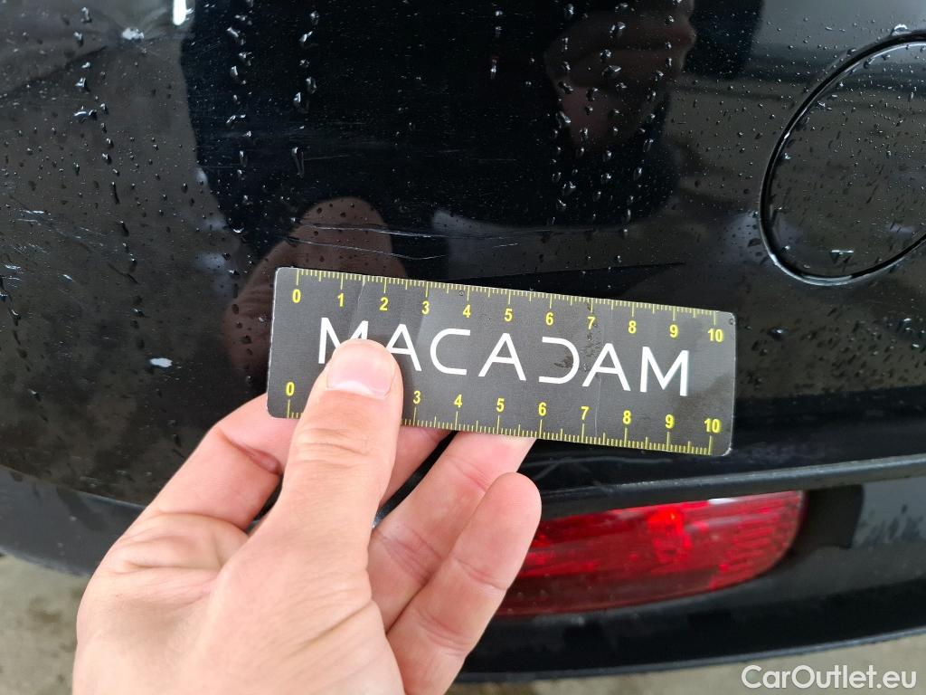  Mini  Mini   / 2021 / 3P / Berline Cooper SE Finition Essential 184 ch BVA #32