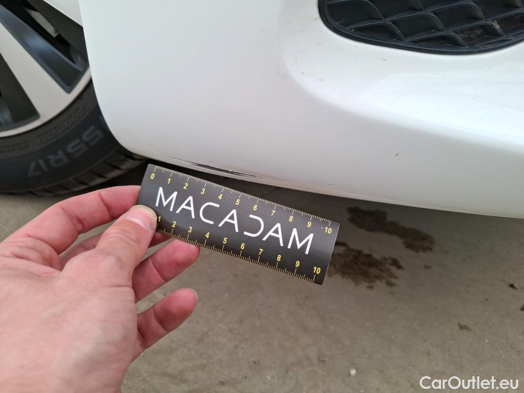  Mercedes  A-Klasse MERCEDES-BENZ Classe A Compact / 2018 / 5P / Berline A 200 Business Line 7G-DCT #4