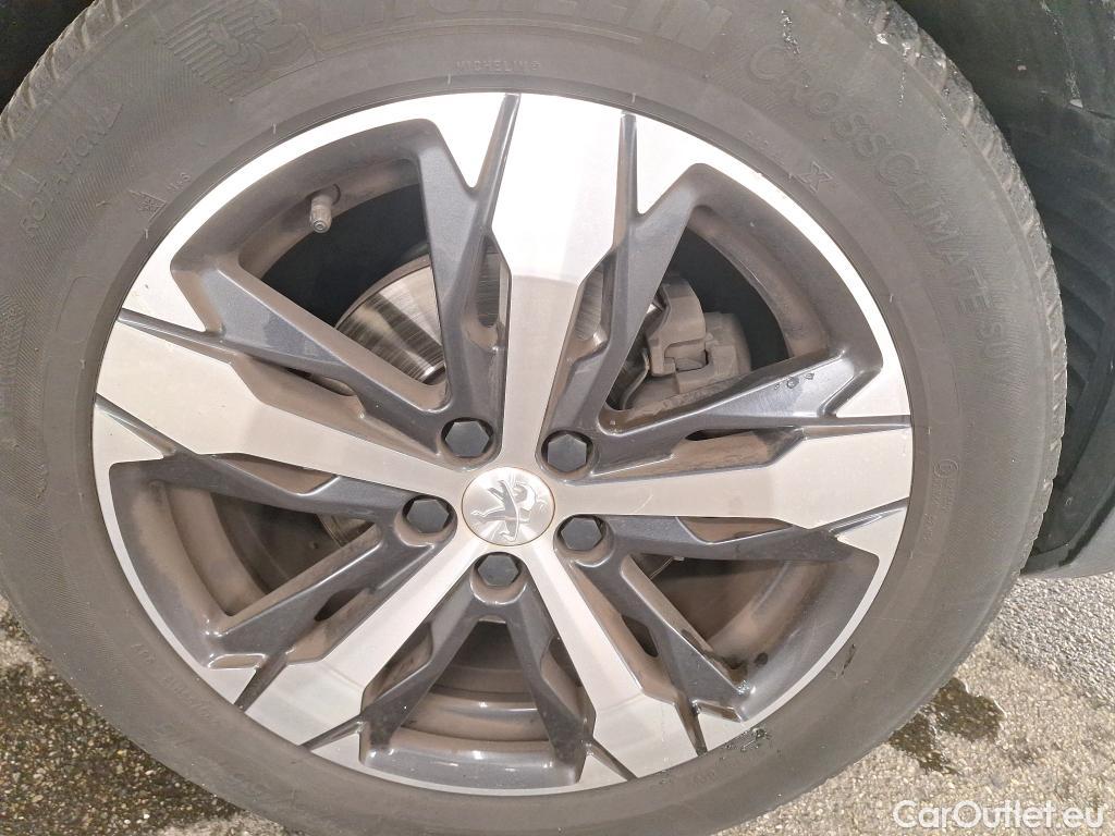  Peugeot  5008  Allure Business 1.2 PureTech 130CV BVA8 7 Sieges E6dT #40