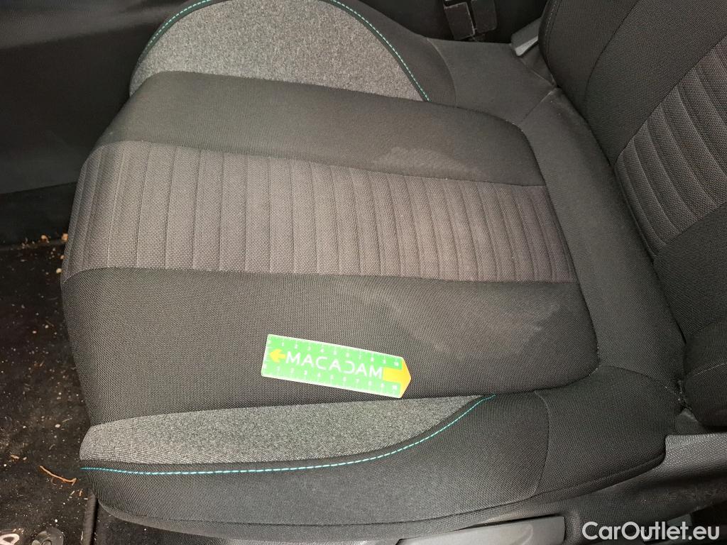  Peugeot  5008  Active Pack 1.5 HDi 130CV BVA8 7 Sieges E6d #11