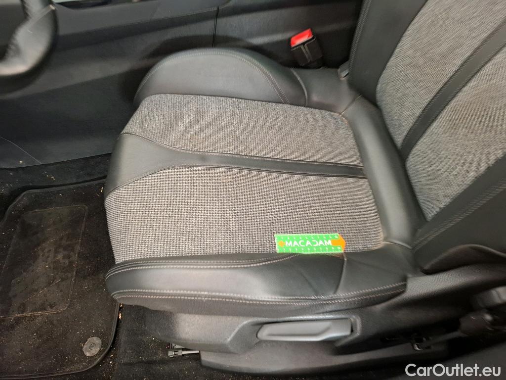  Peugeot  5008  Allure Business 2.0 HDi 180CV BVA8 E6dT #8