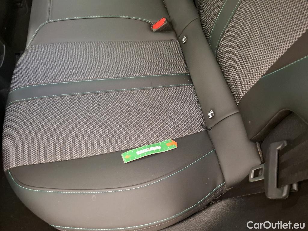  Peugeot  308 PEUGEOT  SW / 2021 / 5P / Break PHEV 180 E-EAT8 ALLURE PACK #35