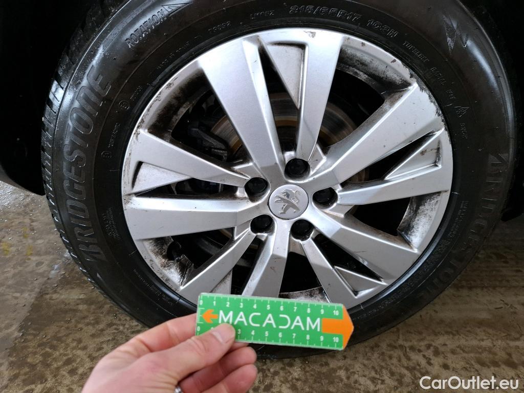  Peugeot  3008  Active Business 1.2 PureTech 130CV BVA8 E6d #18