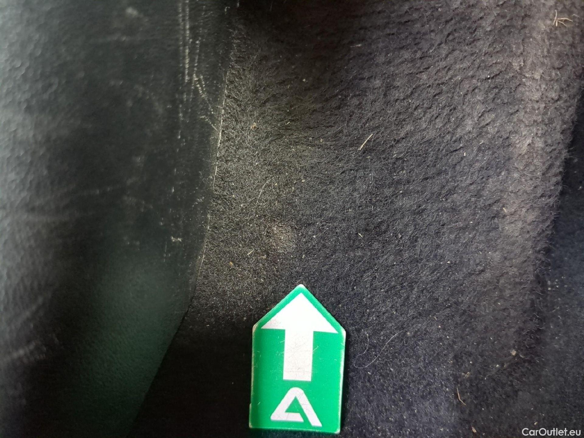  Peugeot  208  Allure Business 1.2 PureTech 110CV BVM5 E6 #13