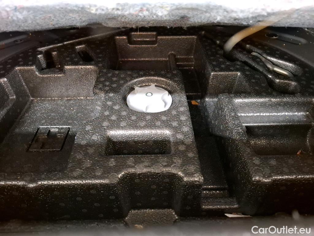  Nissan  Qashqai NISSAN  5p Crossover 1.2 DIG-T 115 Xtronic TEKNA #28