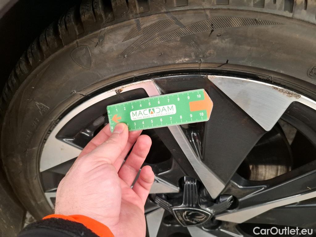  Peugeot  308 PEUGEOT  SW / 2021 / 5P / Break PHEV 180 E-EAT8 ALLURE PACK #9