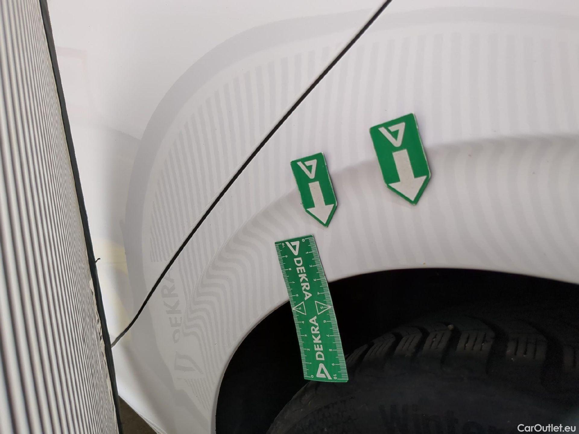  Peugeot  208  Allure Business 1.2 PureTech 110CV BVM5 E6 #15