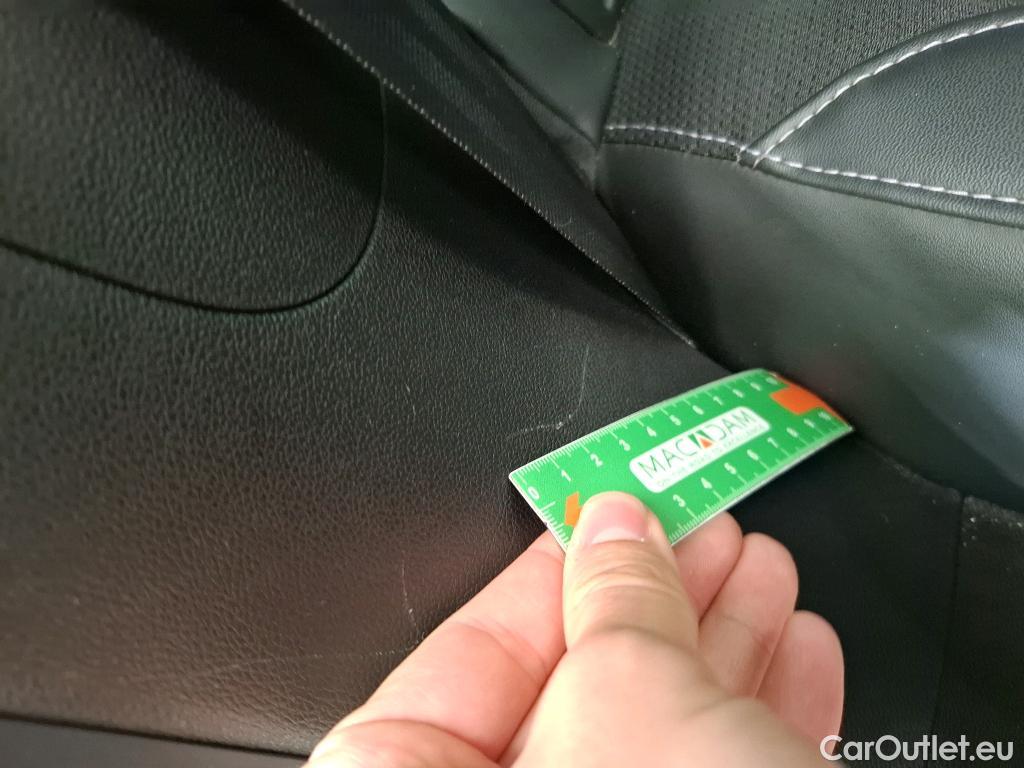  Renault  Megane RENAULT Mégane Berline / 2020 / 5P / Berline techno TCe 140 EDC #3