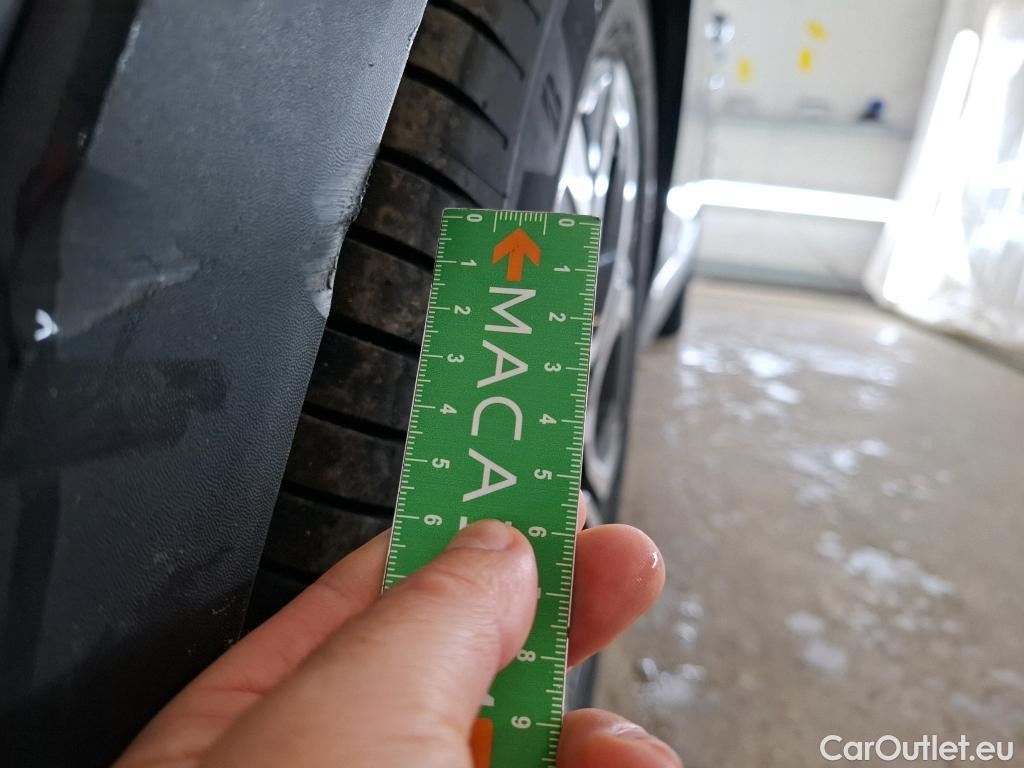  Renault  Arkana  Techno 1.6 E-TECH Hybrid 145CV BVA6 E6d #49