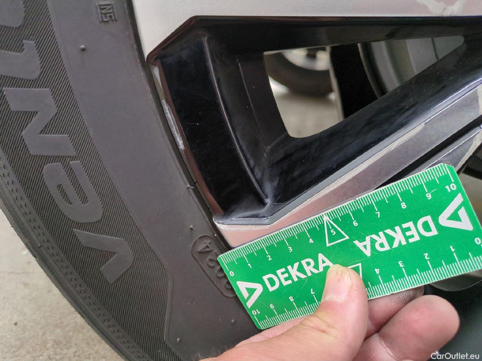  Renault  Captur  II Techno 1.3 TCe 140CV BVM6 E6d #5