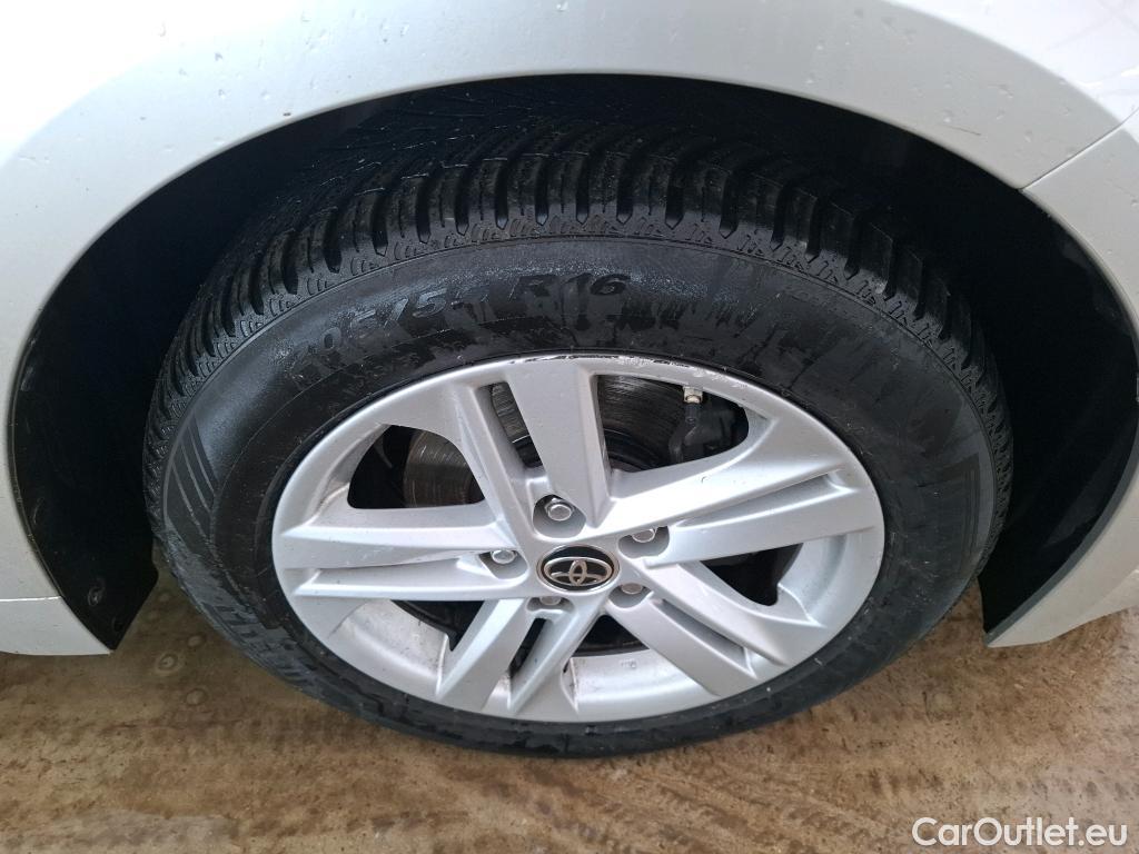  Toyota  Corolla TOYOTA  Touring Sports / 2018 / 5P / Break Hybride 122h Dynamic Business Beyond Zer #13