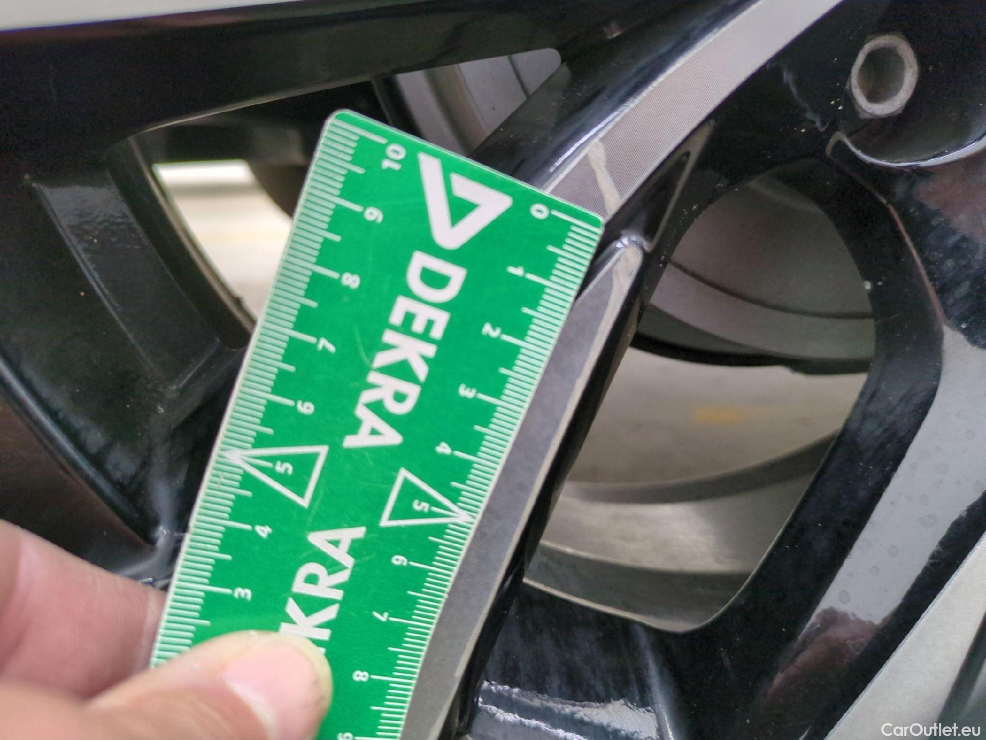  Renault  Captur  II Techno 1.3 TCe 140CV BVM6 E6d #6