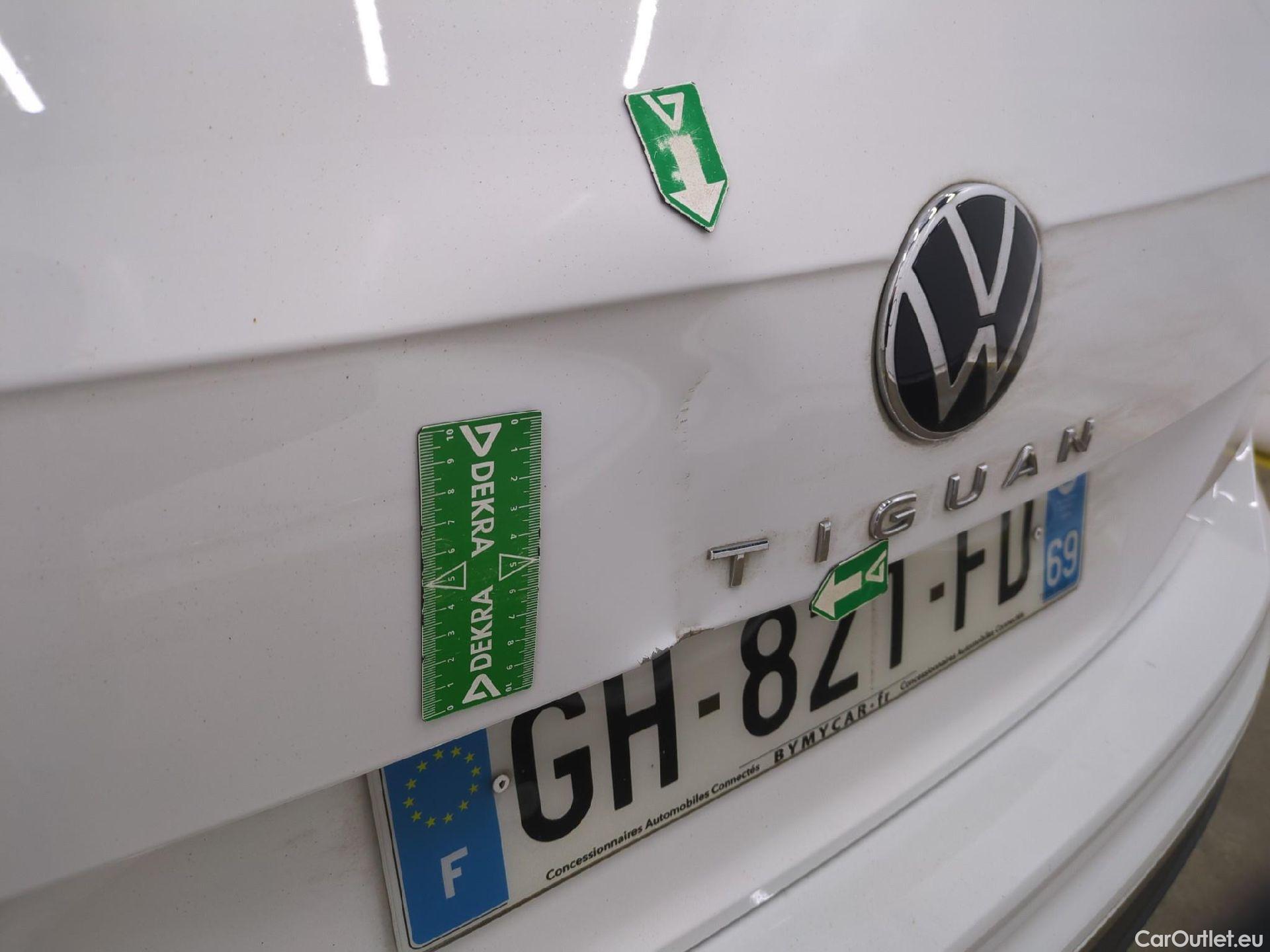  Volkswagen  Tiguan VOLKSWAGEN  / 2020 / 5P / SUV 1.5 TSI 150 DSG7 Life Busines #55