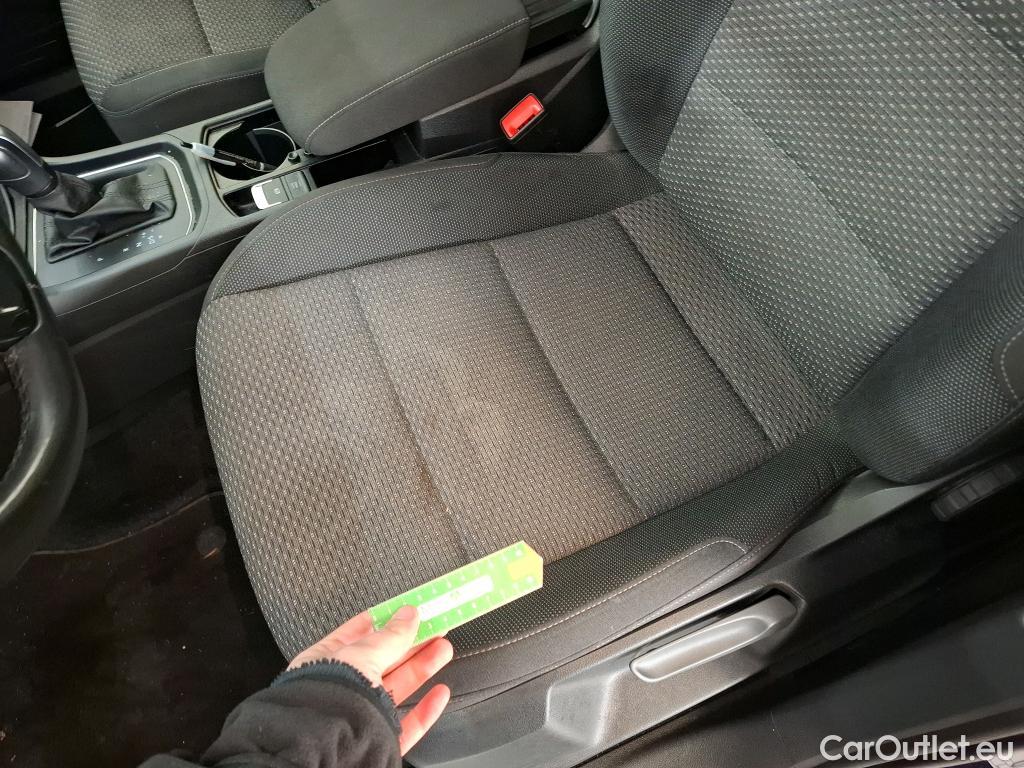  Volkswagen  Touran  Lounge Business BMT/Start-Stopp 2.0 TDI 150CV BVA7 E6d #23