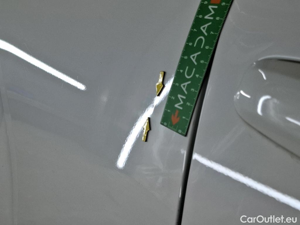  Toyota  Yaris TOYOTA  Hybride / 2019 / 5P / Berline Hybride 116h Dynamic Business Beyond Zer #50