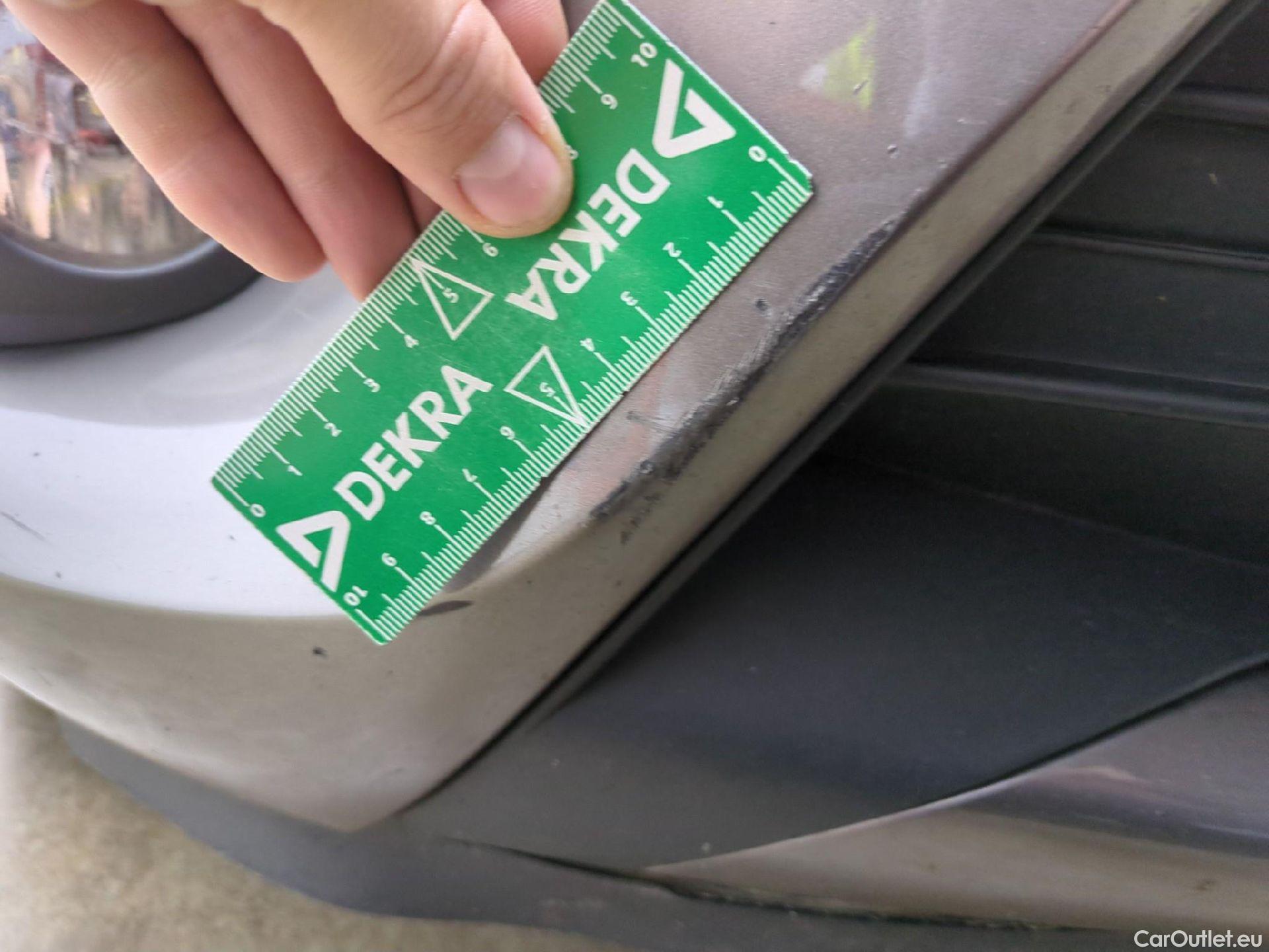  Toyota  Yaris TOYOTA  / 2017 / 5P / Berline 110 VVT-i CVT France Business #30