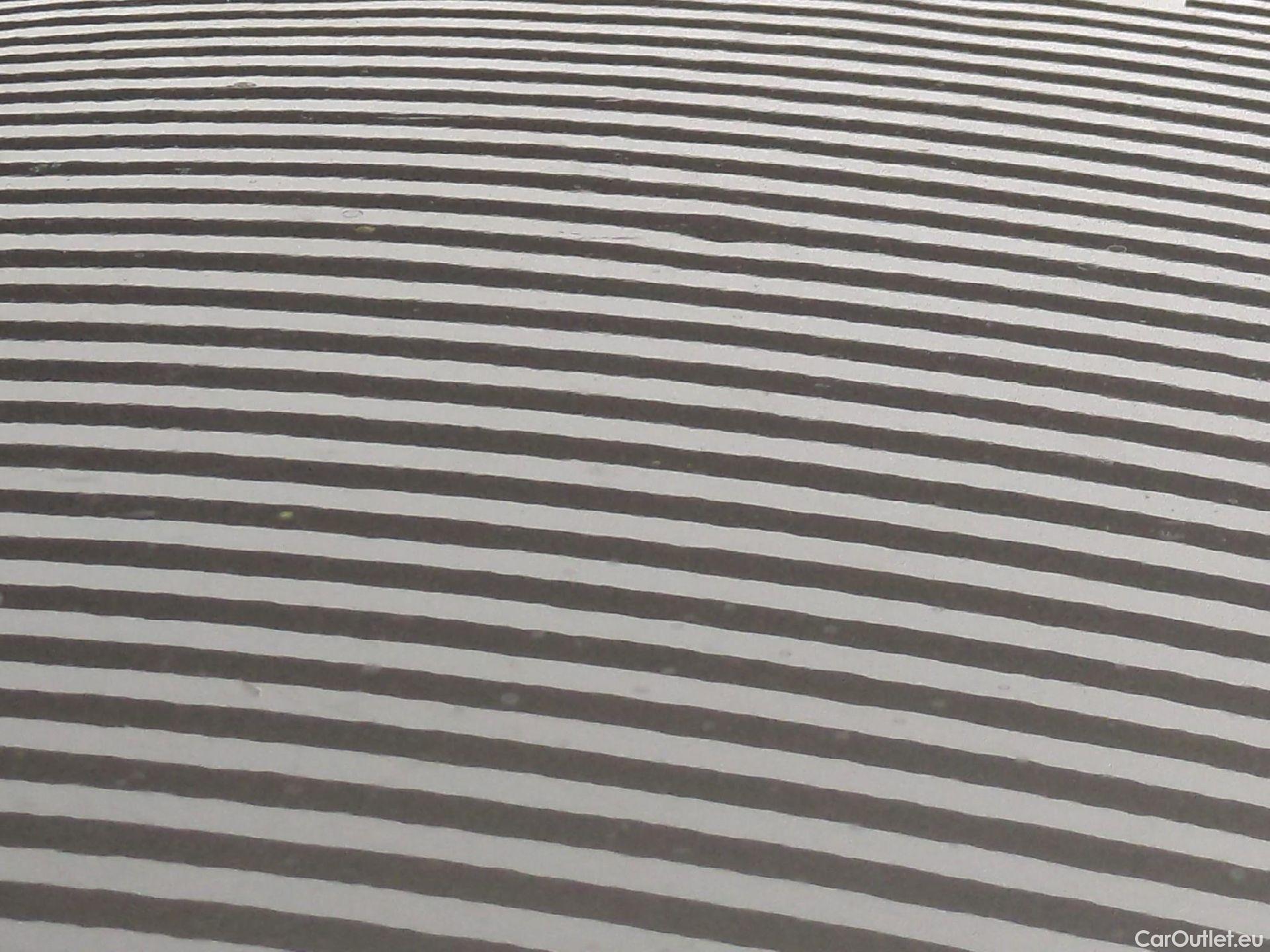  Toyota  Yaris TOYOTA  / 2017 / 5P / Berline 110 VVT-i CVT France Business #39