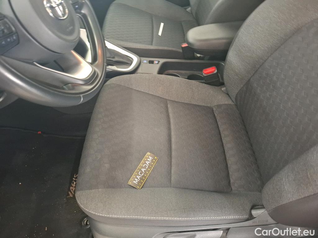  Toyota  Yaris TOYOTA  Hybride / 2019 / 5P / Berline Hybride 116h France Business Stage Acad #25