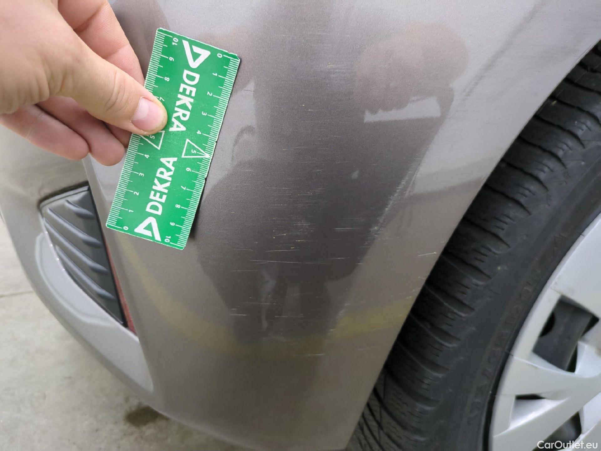  Toyota  Yaris TOYOTA  / 2017 / 5P / Berline 110 VVT-i CVT France Business #51