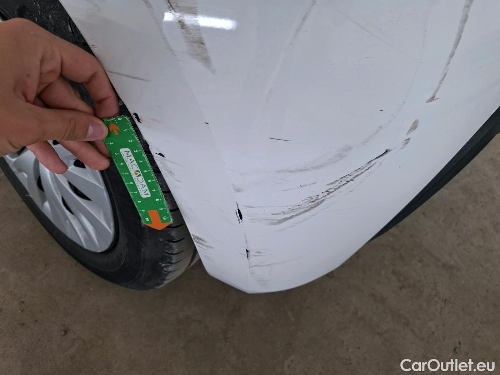  Toyota  Yaris TOYOTA  Hybride / 2019 / 5P / Berline Hybride 114h France Business #10