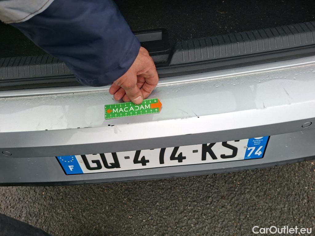  Volkswagen  Golf  VIII Berline Life Plus 2.0 TDI 115CV BVM6 E6d #15