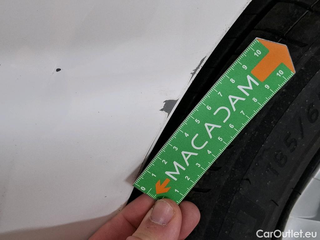  Toyota  Yaris TOYOTA  Hybride / 2019 / 5P / Berline Hybride 116h Dynamic Business Beyond Zer #15