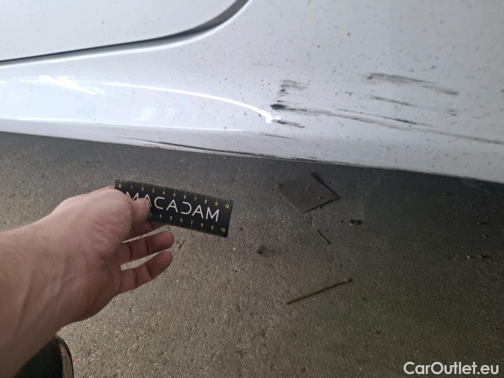  Toyota  Yaris TOYOTA  Hybride / 2019 / 5P / Berline Hybride 116h France Business Stage Acad #15