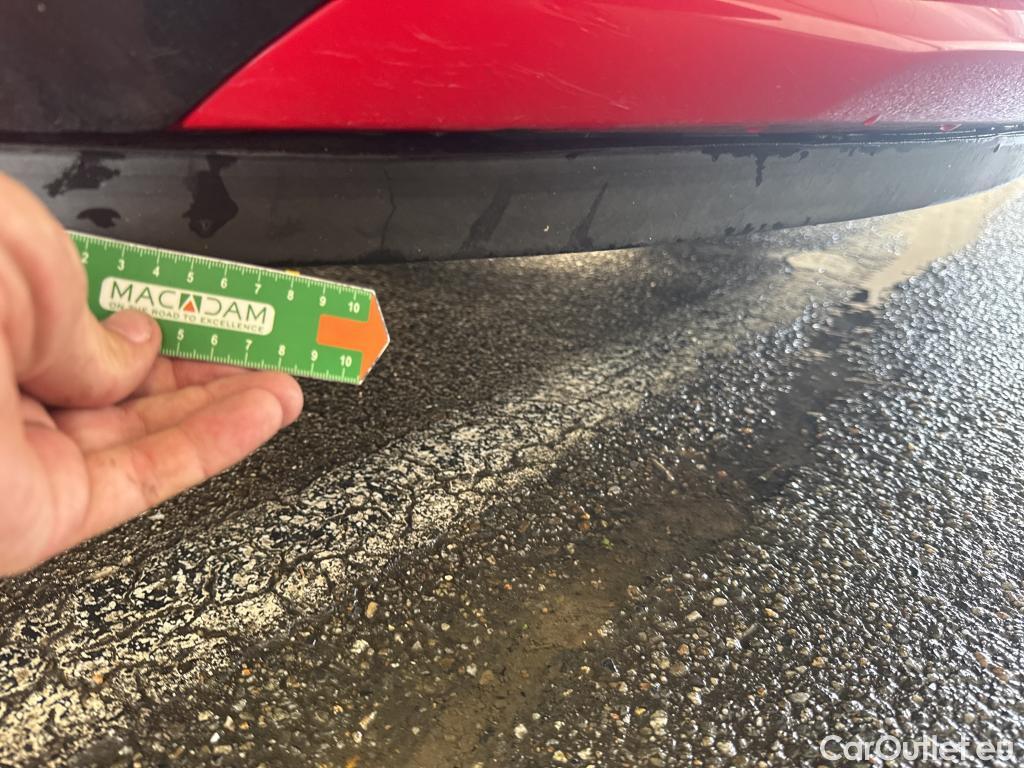  Toyota  Yaris TOYOTA  Hybride / 2017 / 5P / Berline 1.5 VVT-I HYBRID France Business #20