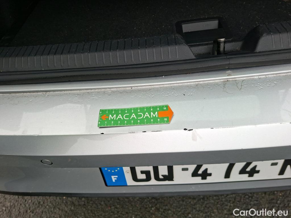  Volkswagen  Golf  VIII Berline Life Plus 2.0 TDI 115CV BVM6 E6d #14