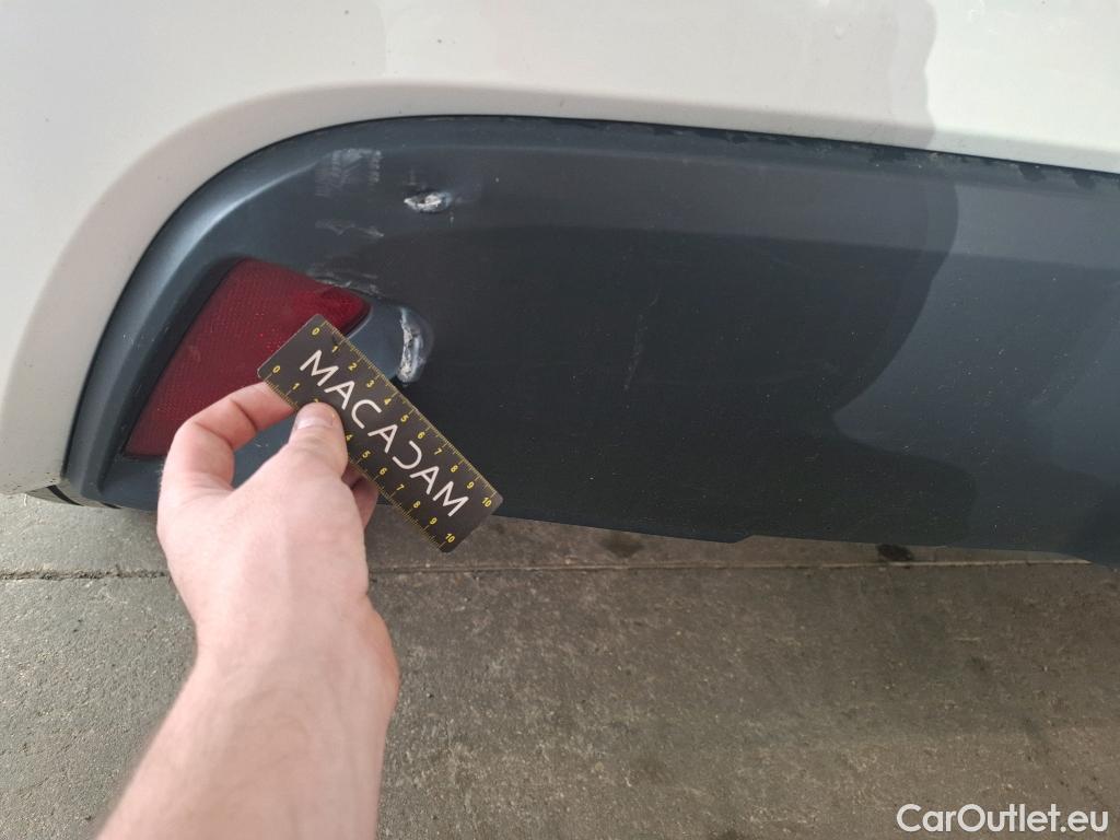  Toyota  Yaris TOYOTA  Hybride / 2019 / 5P / Berline Hybride 116h France Business Stage Acad #7