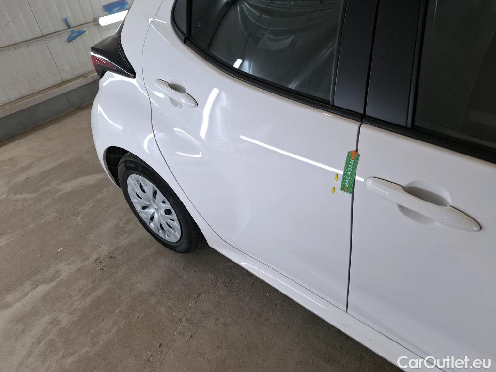  Toyota  Yaris TOYOTA  Hybride / 2019 / 5P / Berline Hybride 116h Dynamic Business Beyond Zer #49