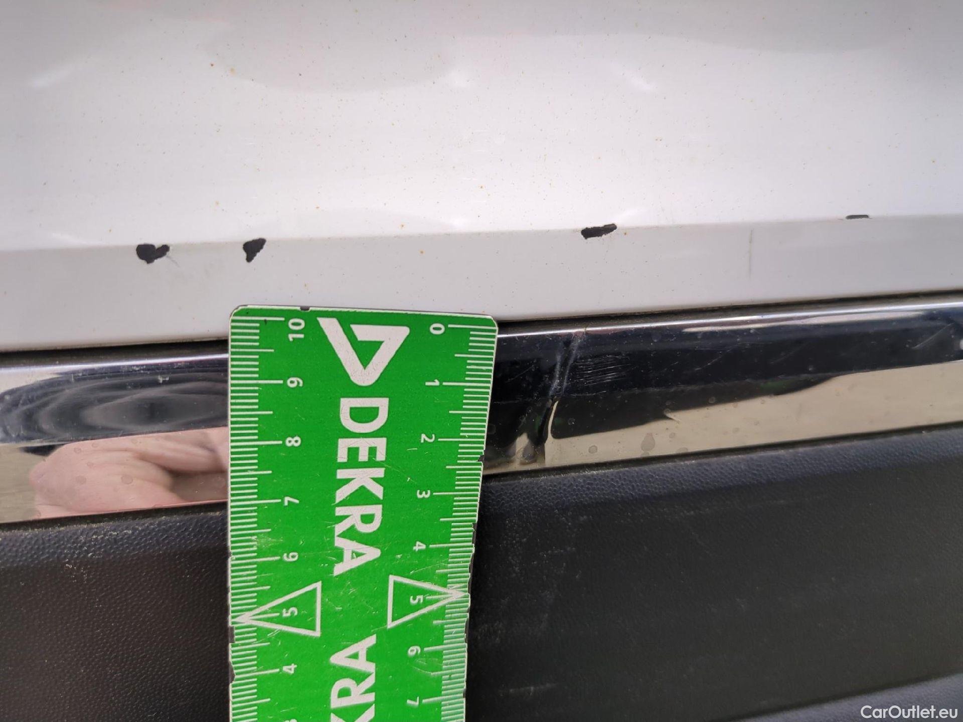  Volkswagen  Tiguan VOLKSWAGEN  / 2020 / 5P / SUV 1.5 TSI 150 DSG7 Life Busines #53