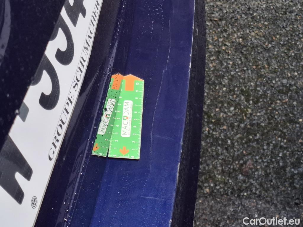  Volkswagen  Touran  Lounge Business BMT/Start-Stopp 2.0 TDI 150CV BVA7 E6d #4