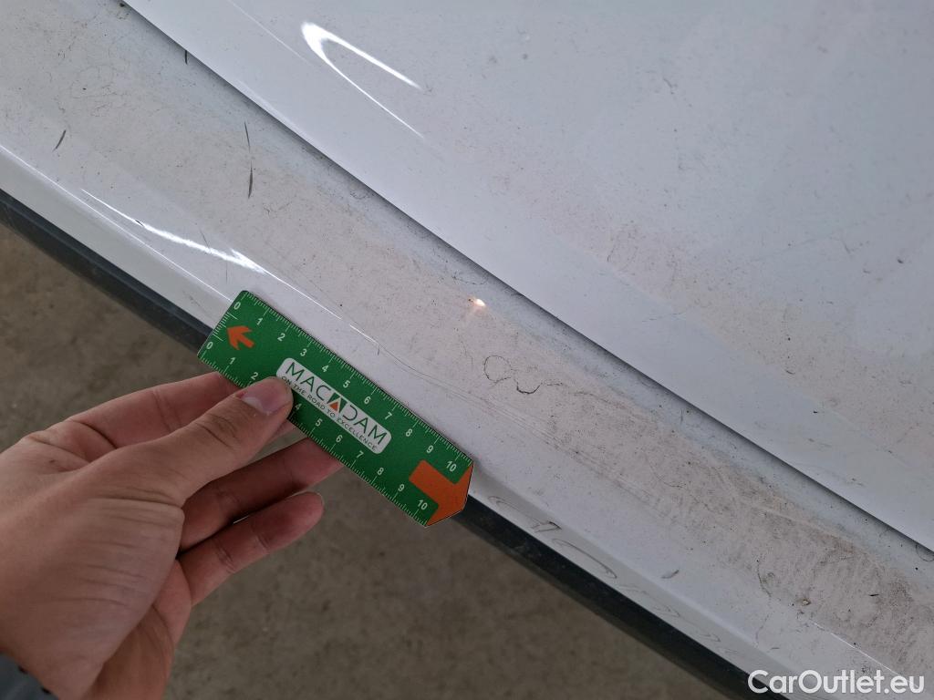  Toyota  Yaris TOYOTA  Hybride / 2019 / 5P / Berline Hybride 114h France Business #11