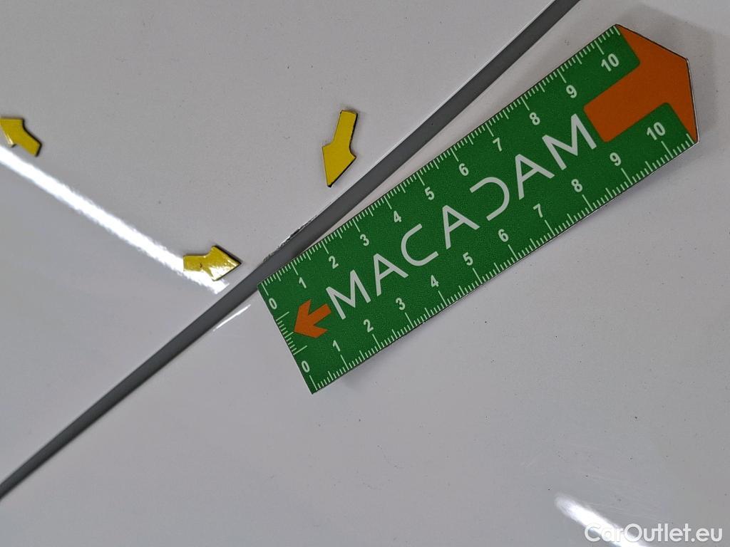  Toyota  Yaris TOYOTA  Hybride / 2019 / 5P / Berline Hybride 116h Dynamic Business Beyond Zer #45