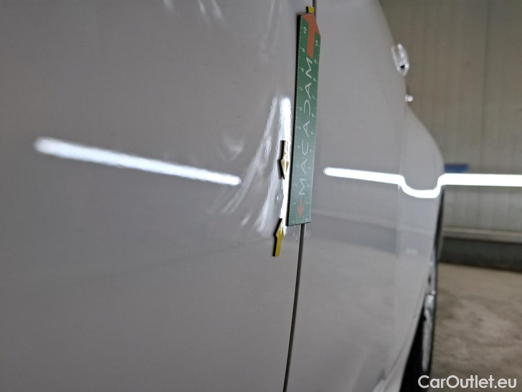  Toyota  Yaris TOYOTA  Hybride / 2019 / 5P / Berline Hybride 116h Dynamic Business Beyond Zer #41