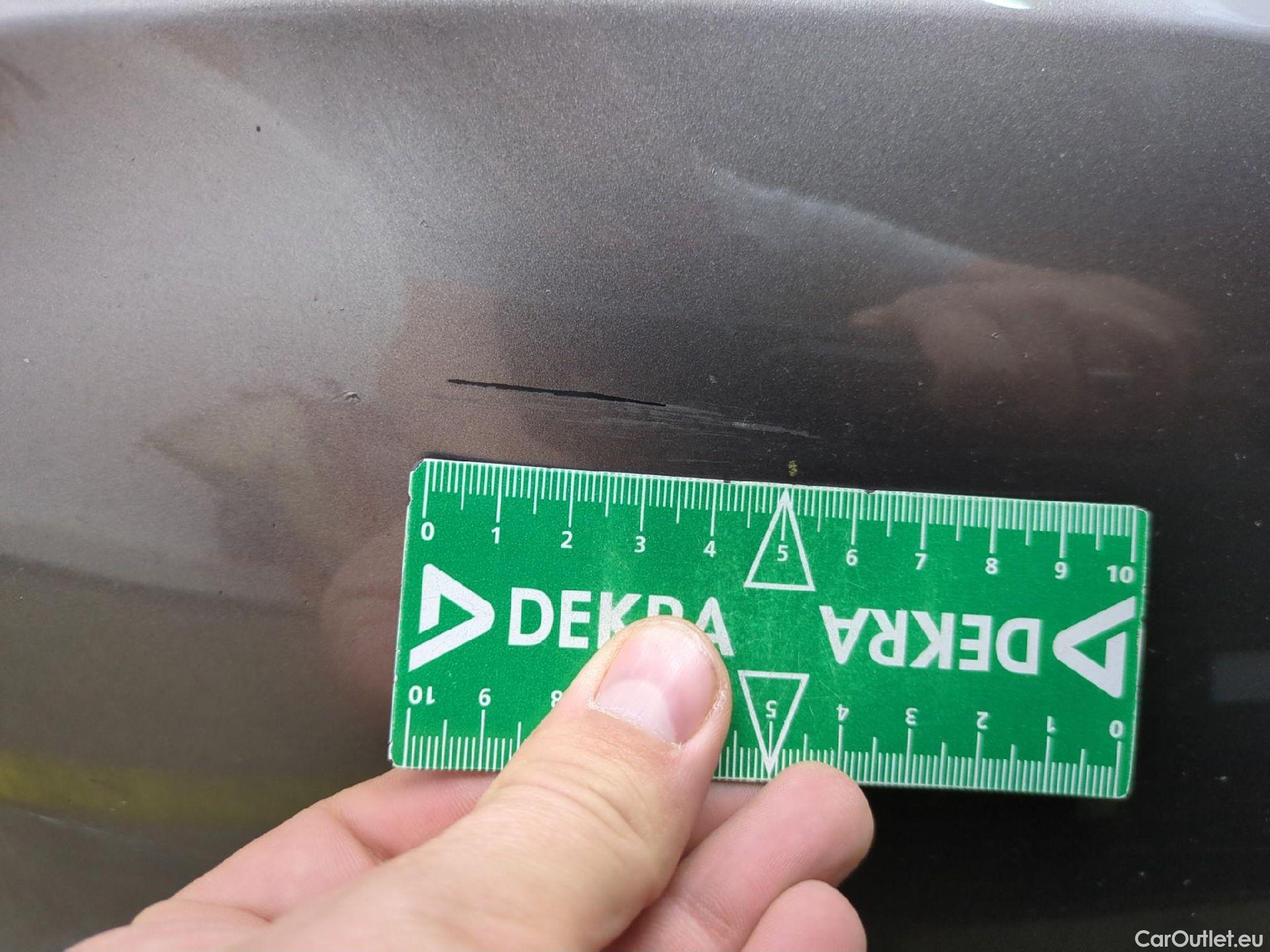  Toyota  Yaris TOYOTA  / 2017 / 5P / Berline 110 VVT-i CVT France Business #35