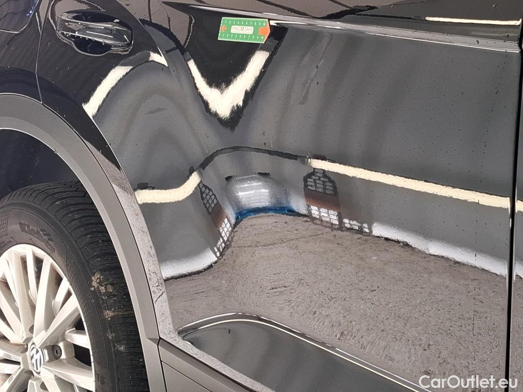  Volkswagen  T-ROC  First Edition 1.5 TSI 150CV BVM6 E6 #3