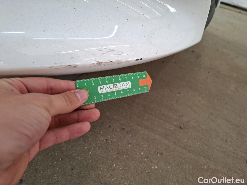  Toyota  Yaris TOYOTA  Hybride / 2019 / 5P / Berline Hybride 114h France Business #4