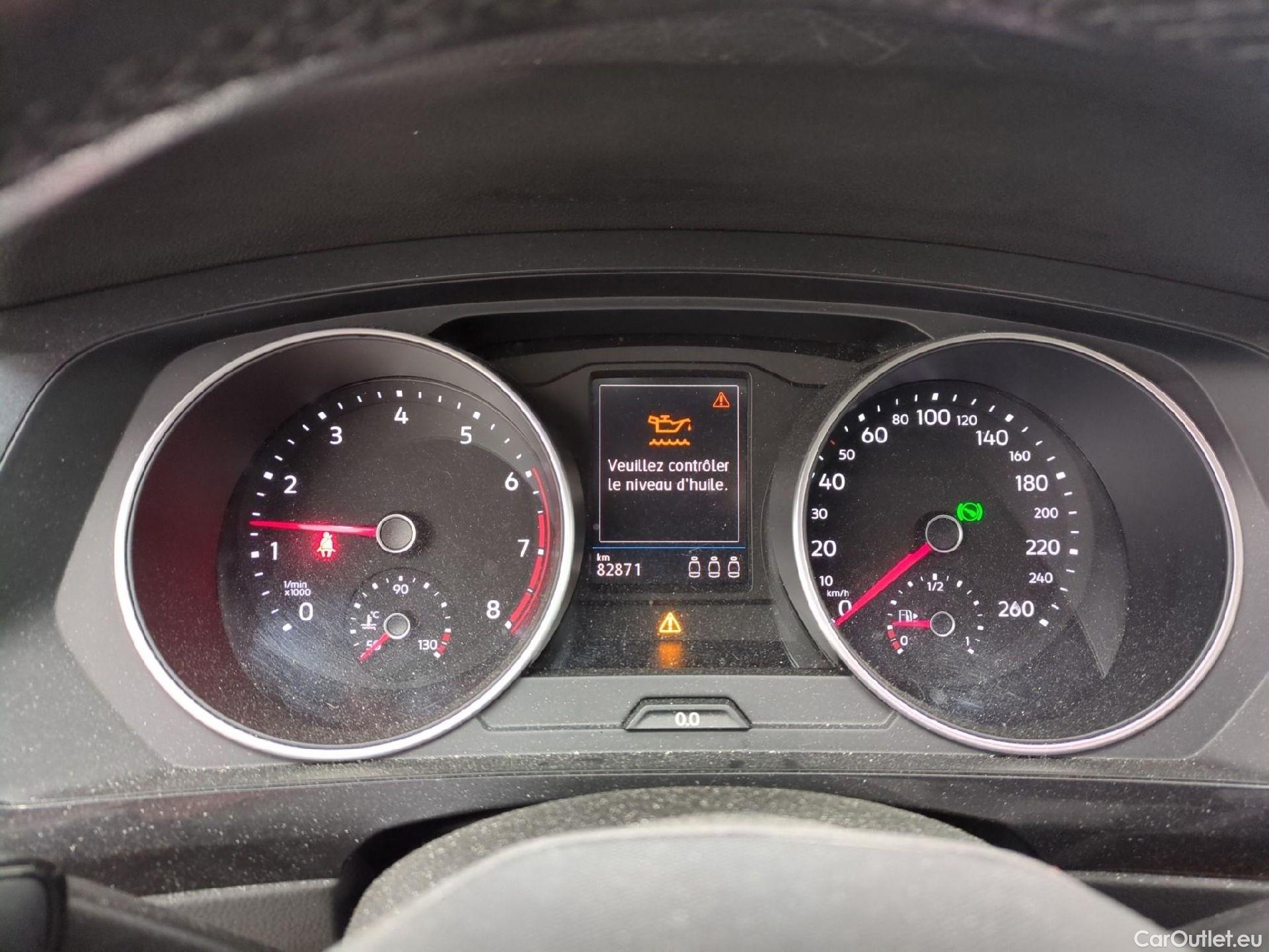  Volkswagen  Tiguan VOLKSWAGEN  / 2020 / 5P / SUV 1.5 TSI 150 DSG7 Life Busines #72