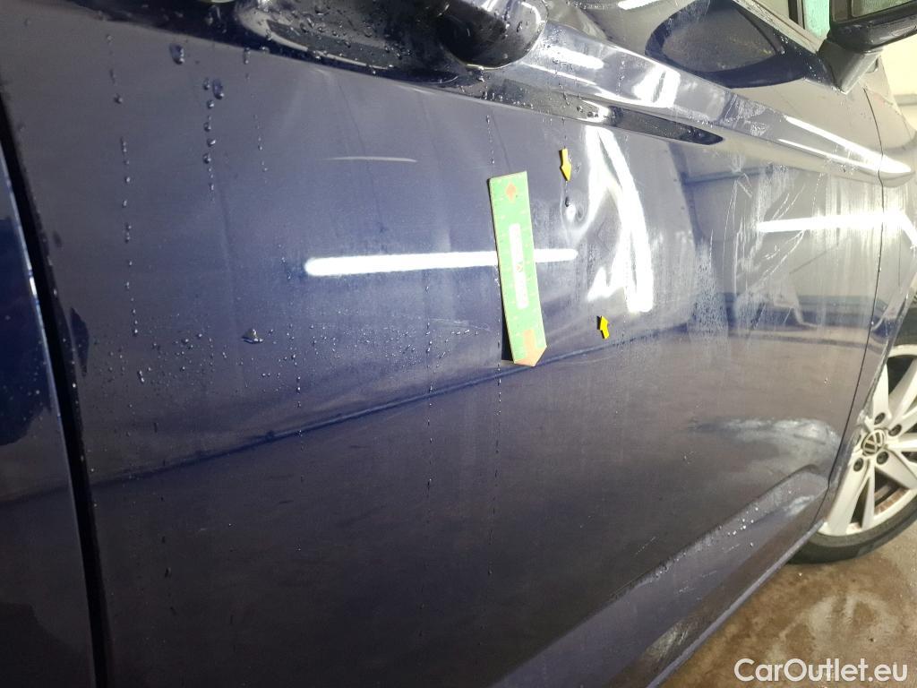  Volkswagen  Touran  Lounge Business BMT/Start-Stopp 2.0 TDI 150CV BVA7 E6d #7